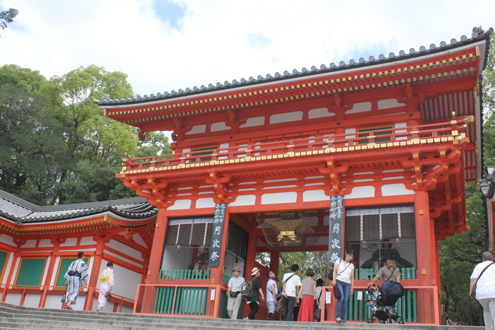 El precioso santuario Nezu en Tokio